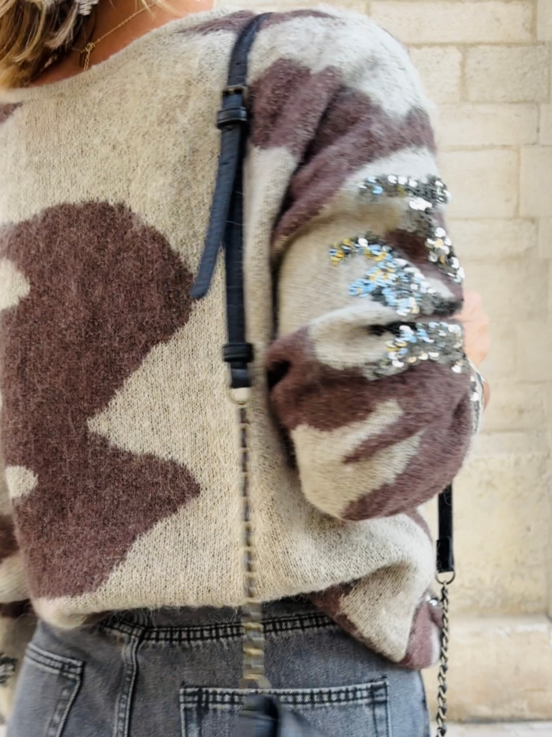 Pull AMÉLIE