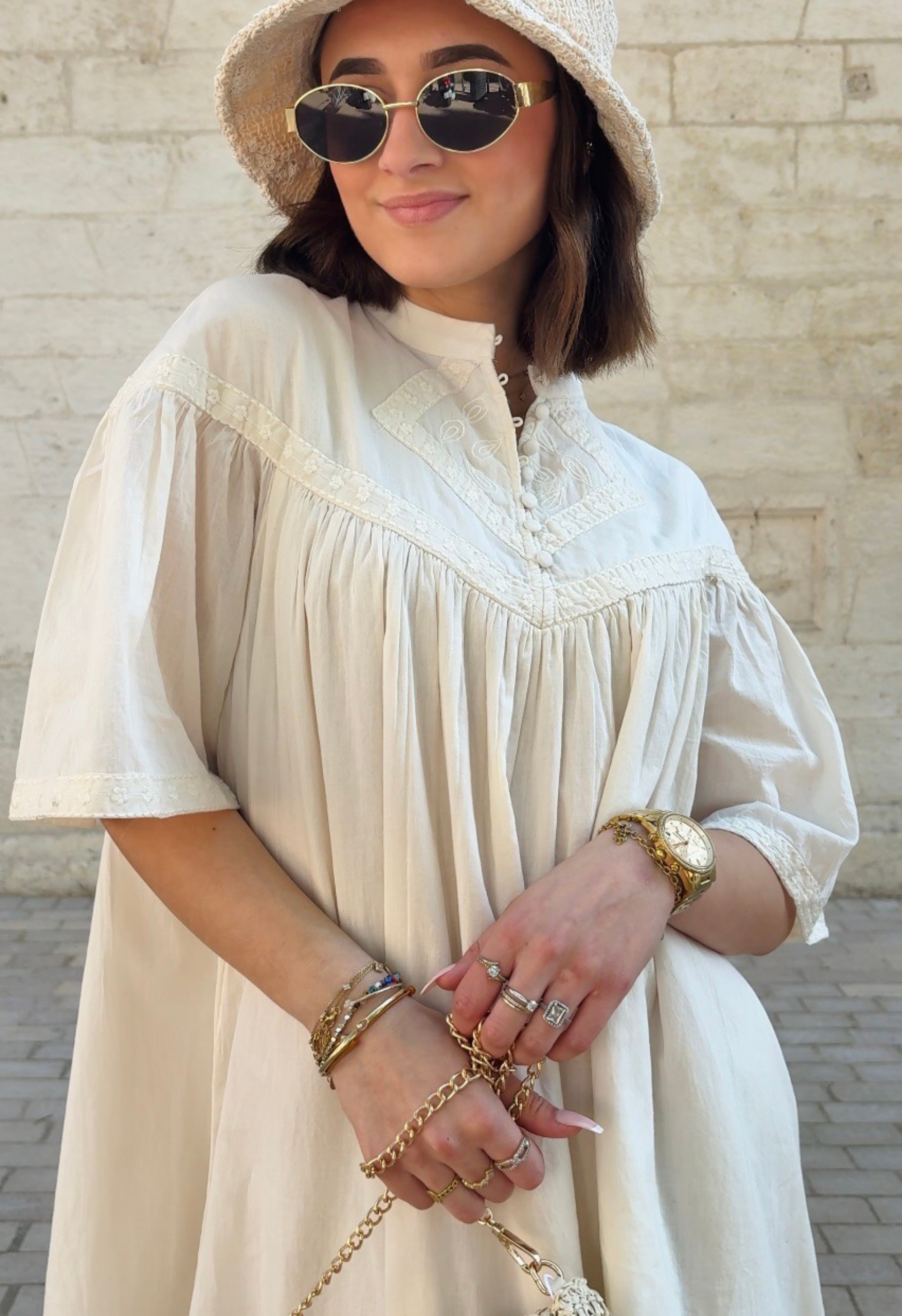 Robe Cassandra