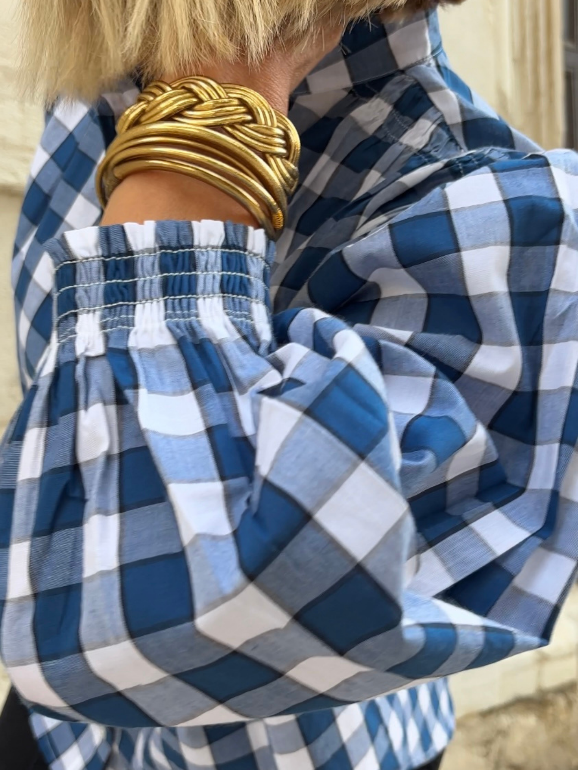Top DÉLYANE