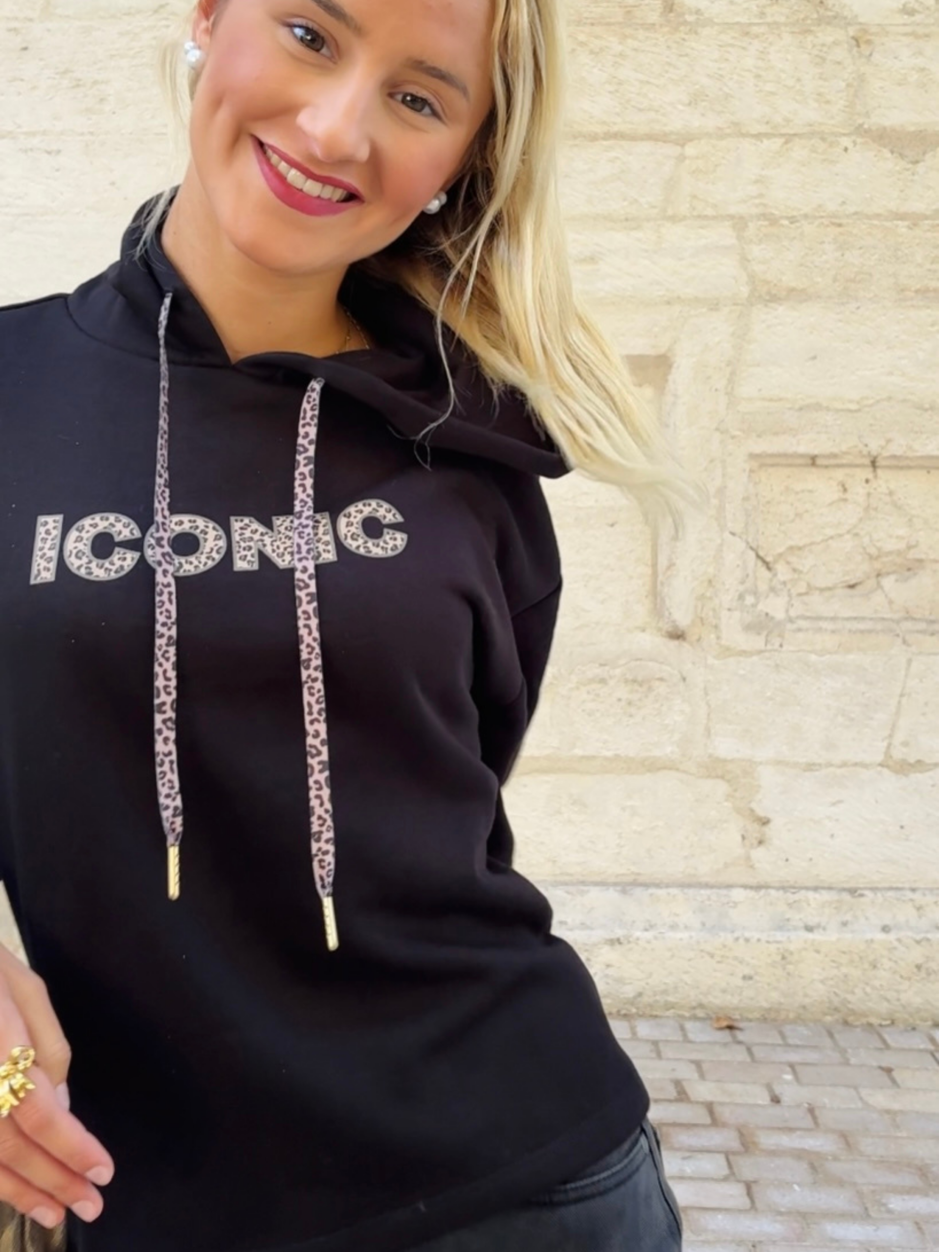 Sweat ICONIC