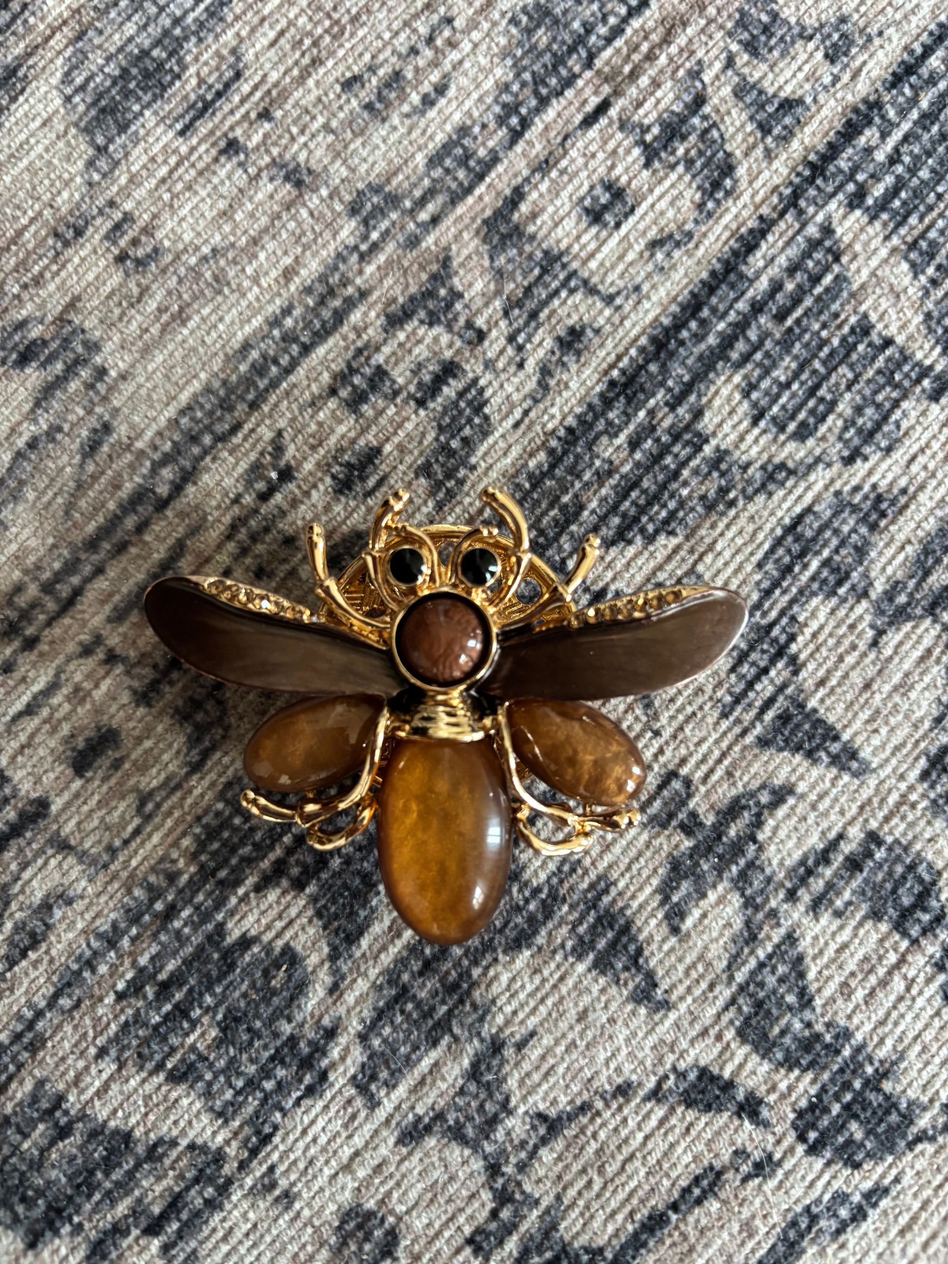Broche ABEILLE camel