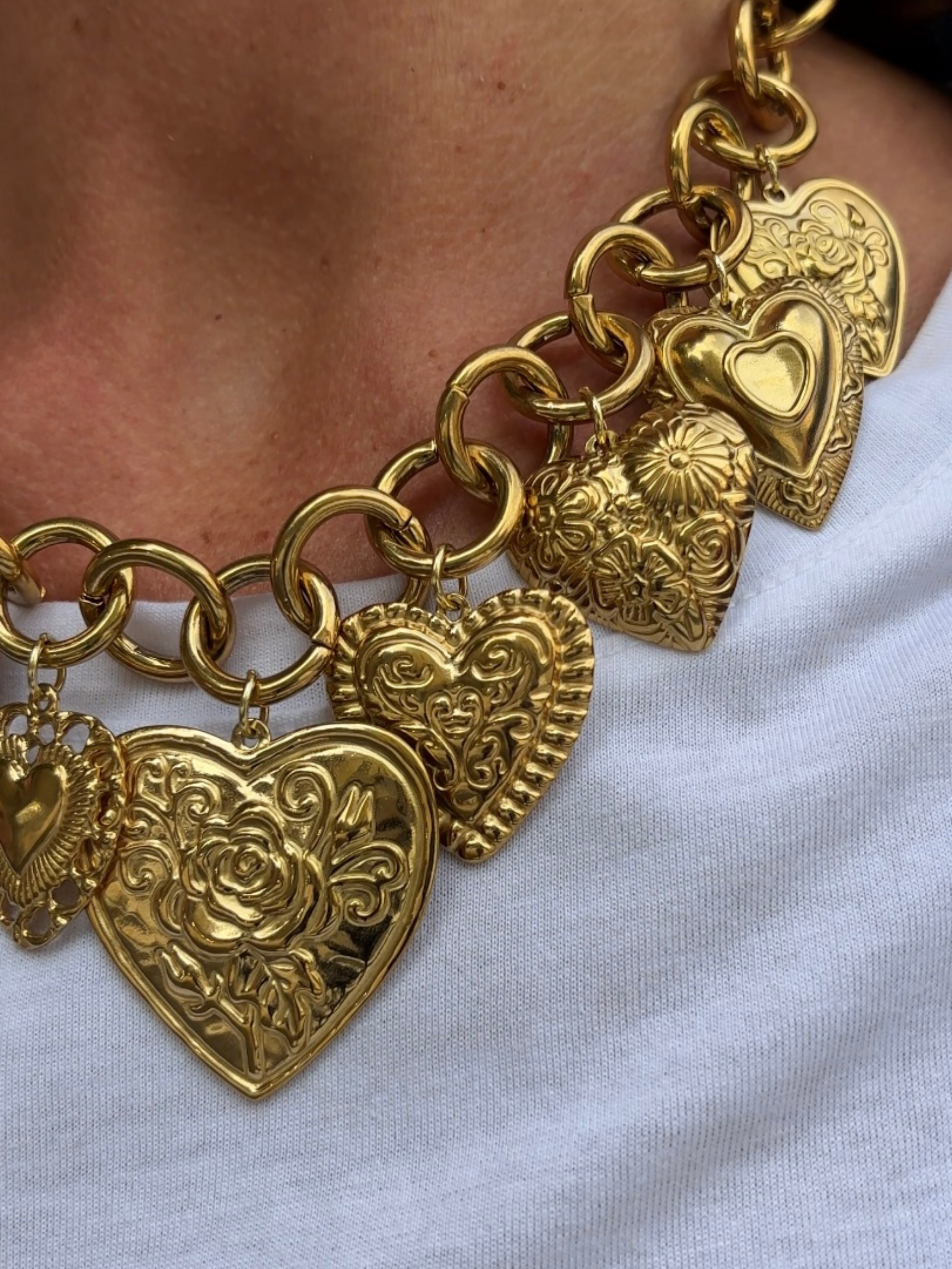 Collier LOVE