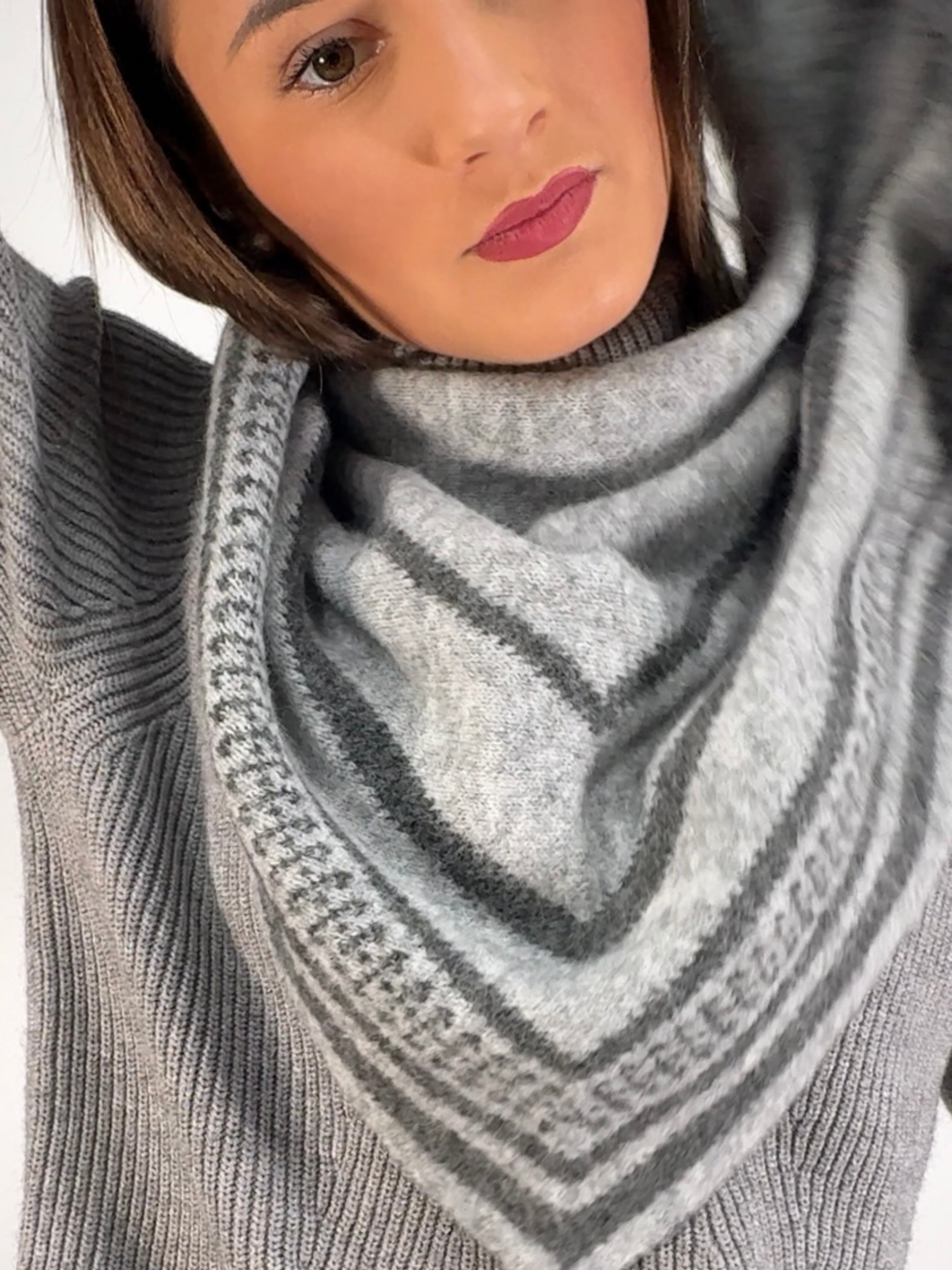 Écharpe triangle LYIA Gris