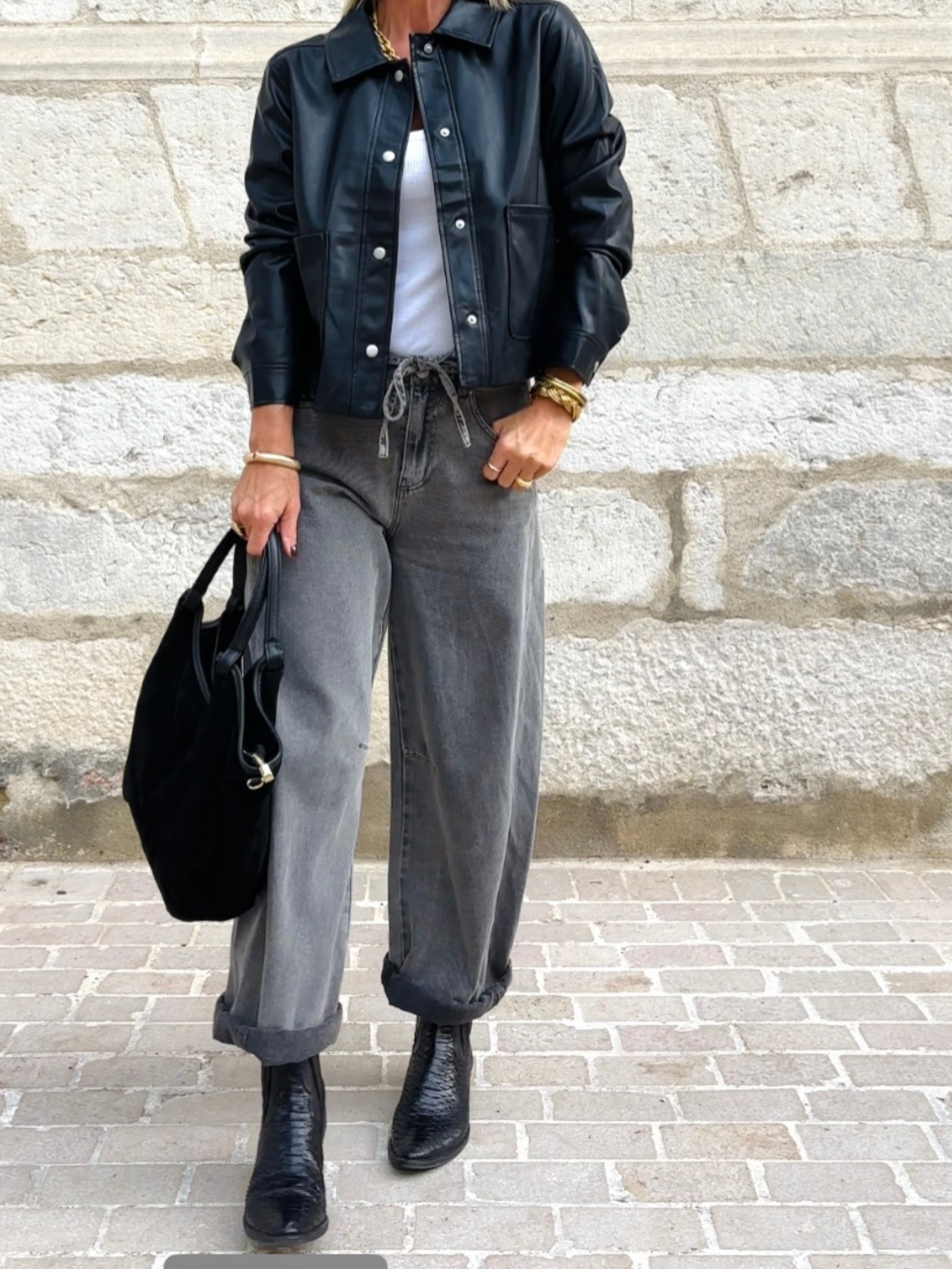 Jean MOANA
