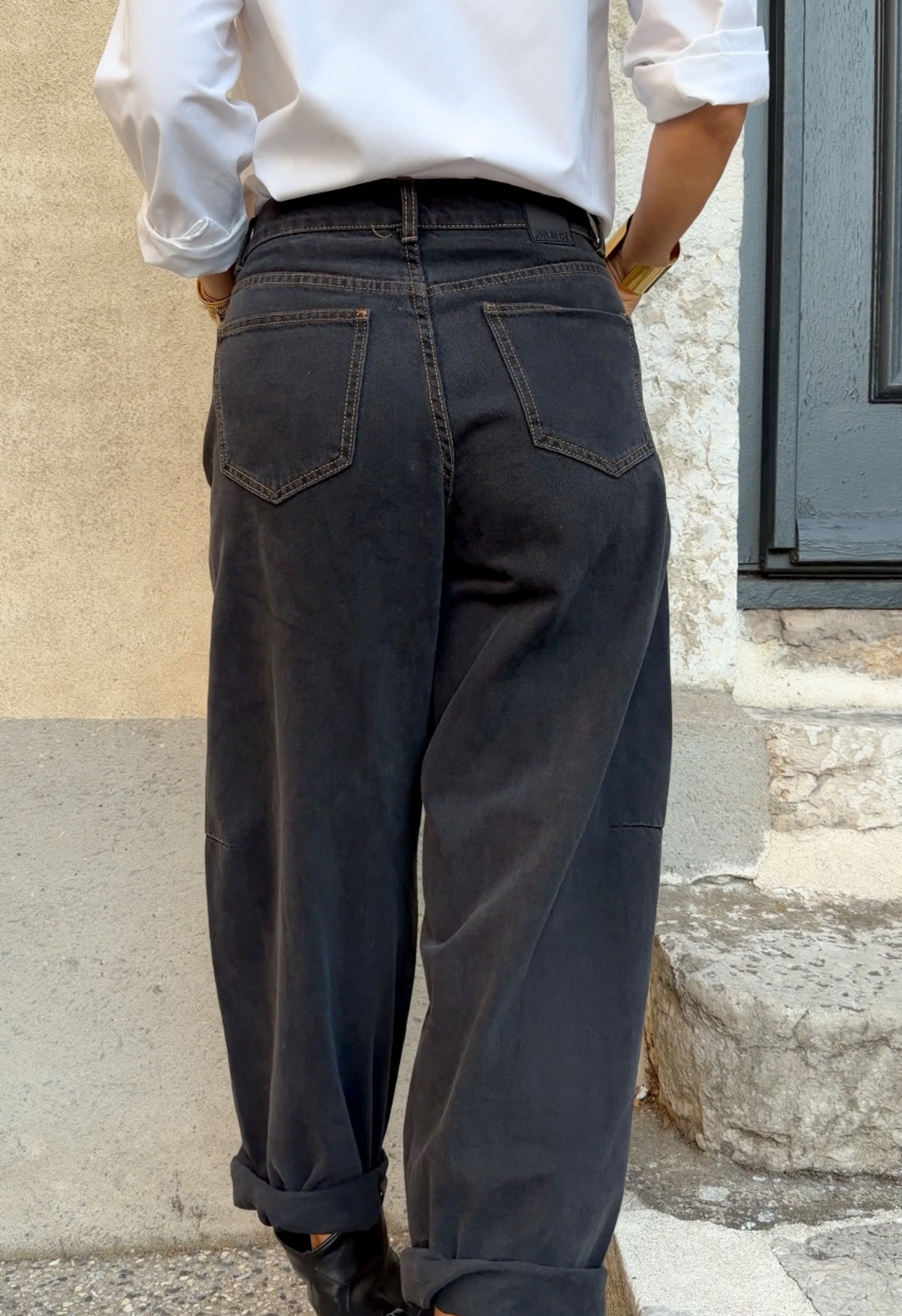 Jean John Noir