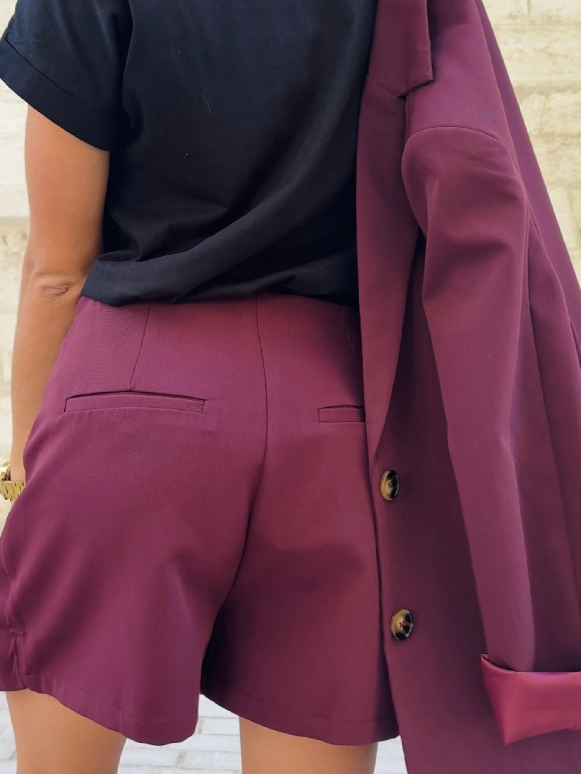 Short ÉMILIE